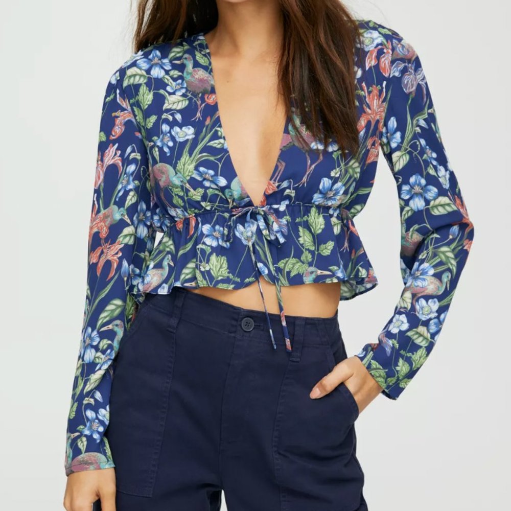Aritzia Sunday Best Kimberly Blouse